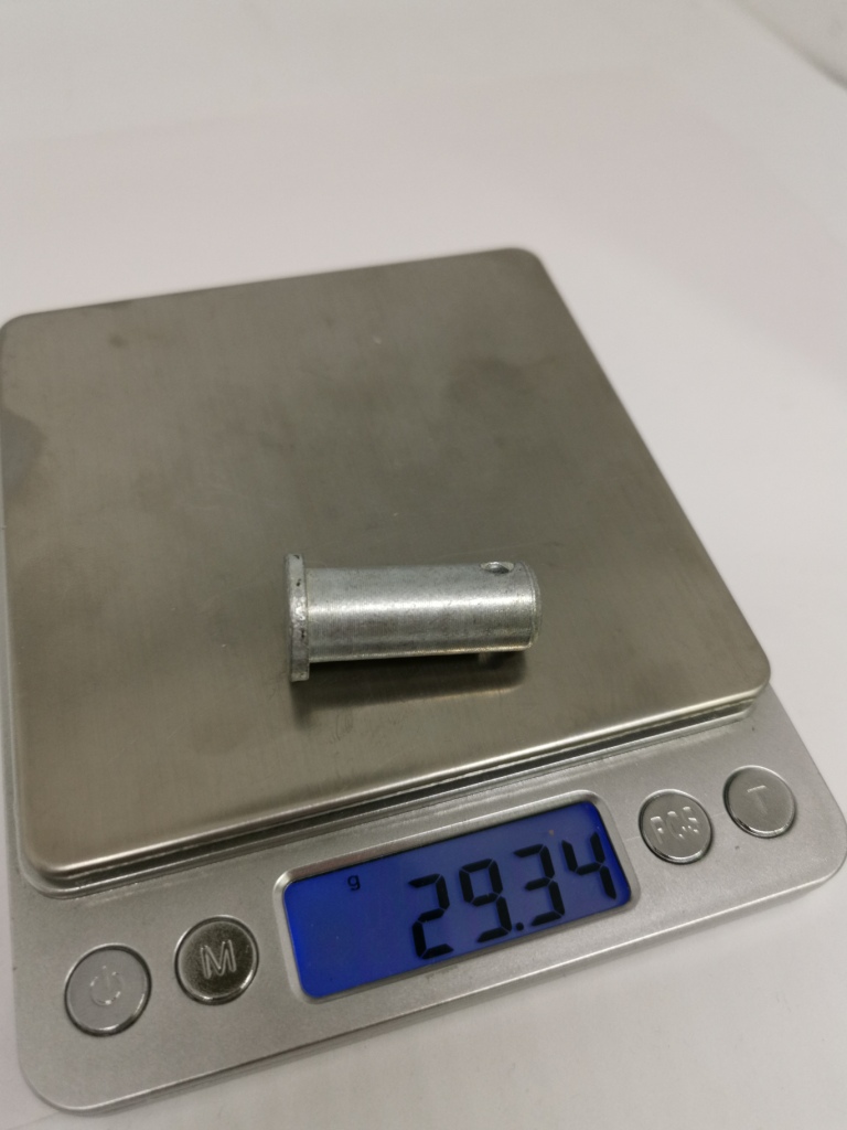 Ось 6-8h11x70.45 ц9